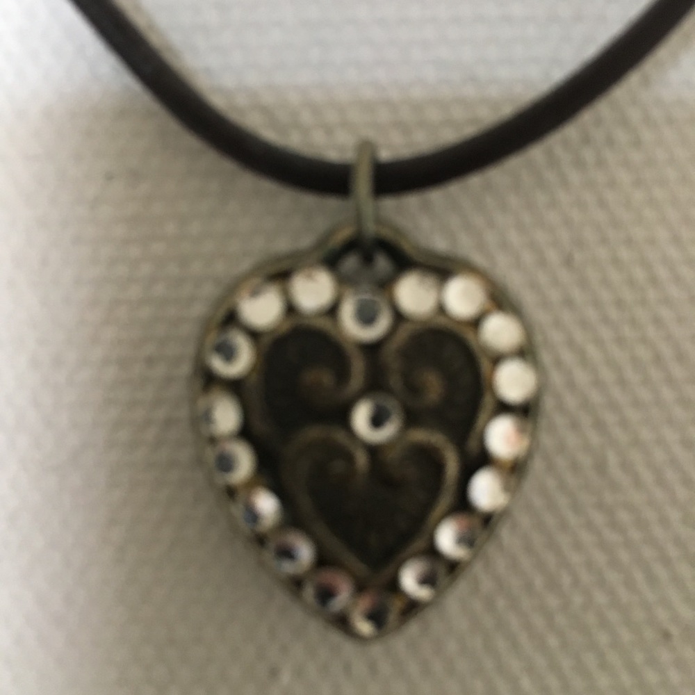 Handmade Rhinestone Heart Choker - Picture 5 of 7